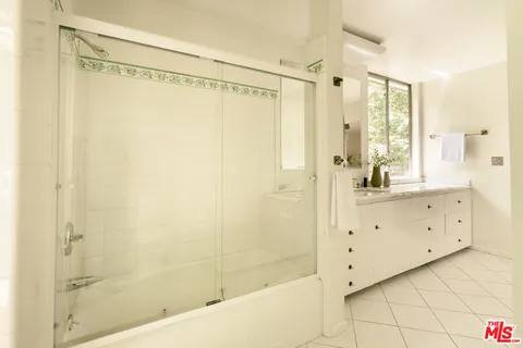 $3,790,000 | 832 Canon Drive, Pasadena, CA 91106