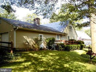 1125 Colonial Road Lancaster, PA 17603 - Photo 2 of 12 Gallery Image 2