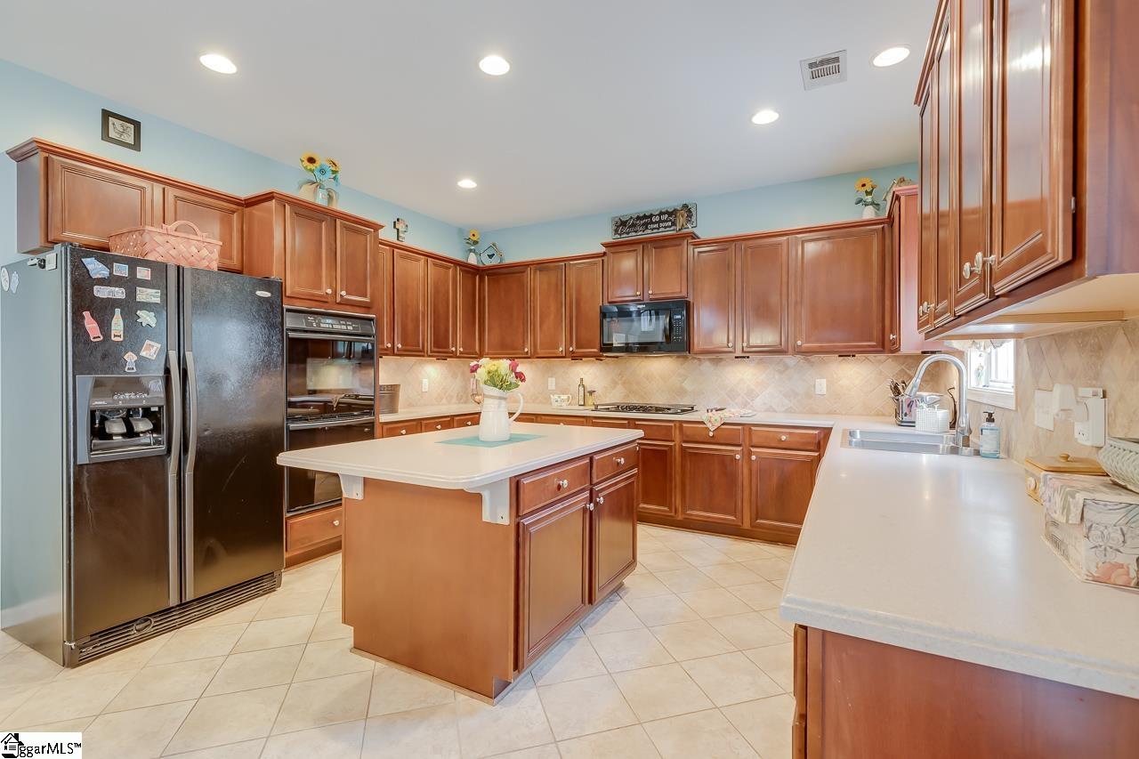 1 Grimes Drive Simpsonville, SC 29681 - Photo 11 of 36