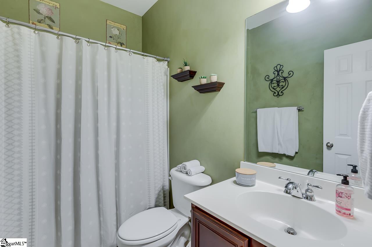 1 Grimes Drive Simpsonville, SC 29681 - Photo 15 of 36