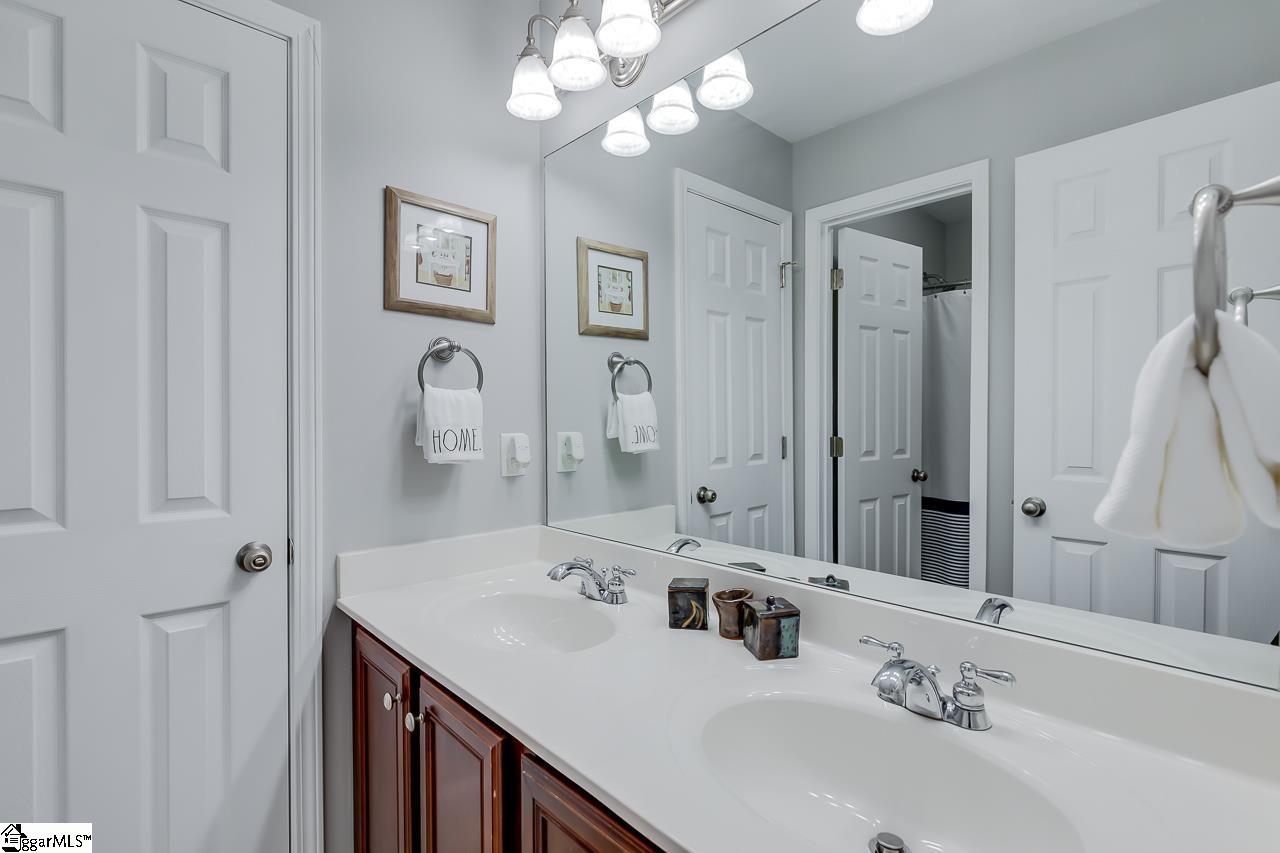 1 Grimes Drive Simpsonville, SC 29681 - Photo 21 of 36