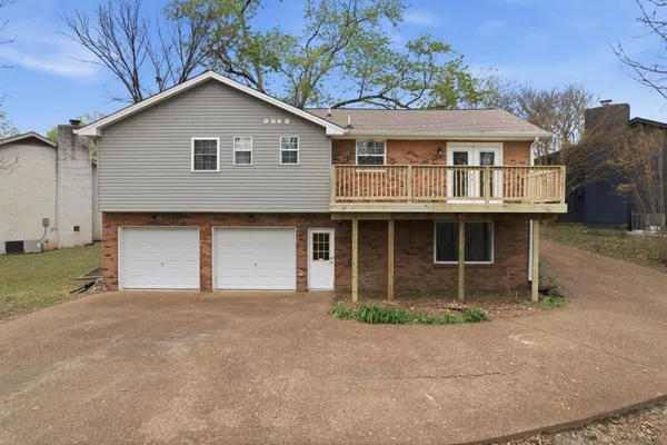 $430,000 | 821 Luxemburg Drive, Hermitage, TN 37076