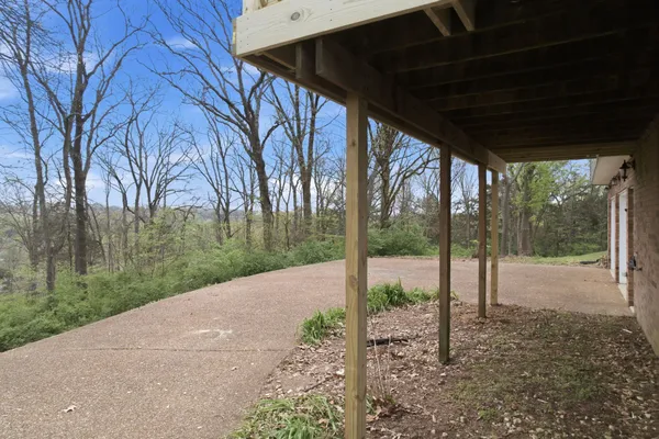 $430,000 | 821 Luxemburg Drive, Hermitage, TN 37076