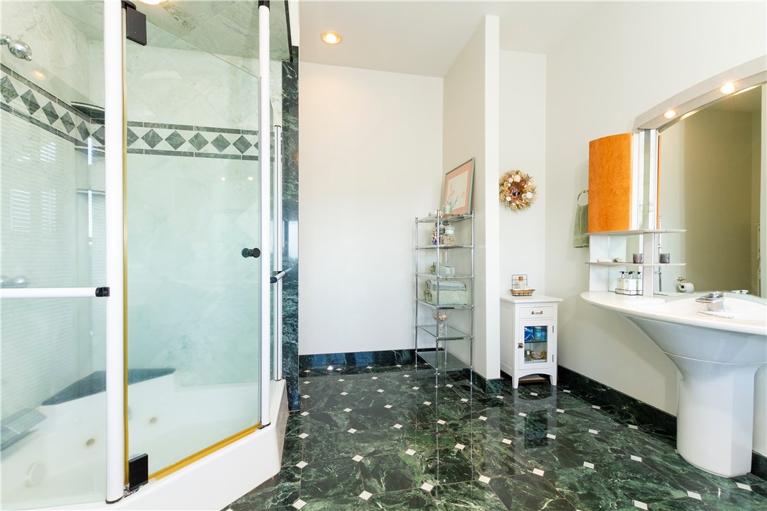 230 Shore Road Westerly, RI 02891 - Photo 16 of 40