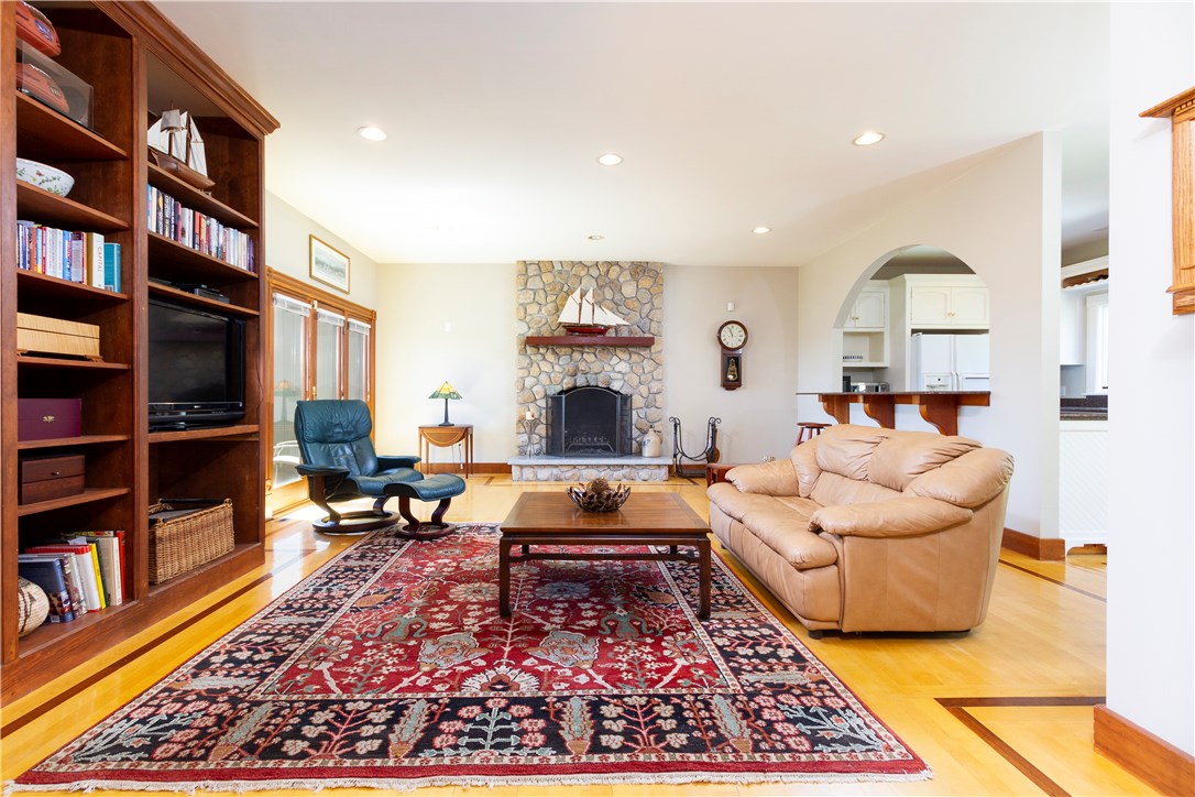 230 Shore Road Westerly, RI 02891 - Photo 21 of 40