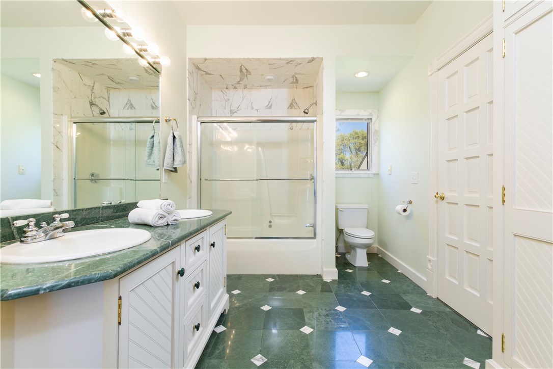 230 Shore Road Westerly, RI 02891 - Photo 31 of 40