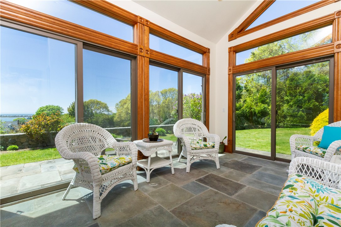 230 Shore Road Westerly, RI 02891 - Photo 4 of 40