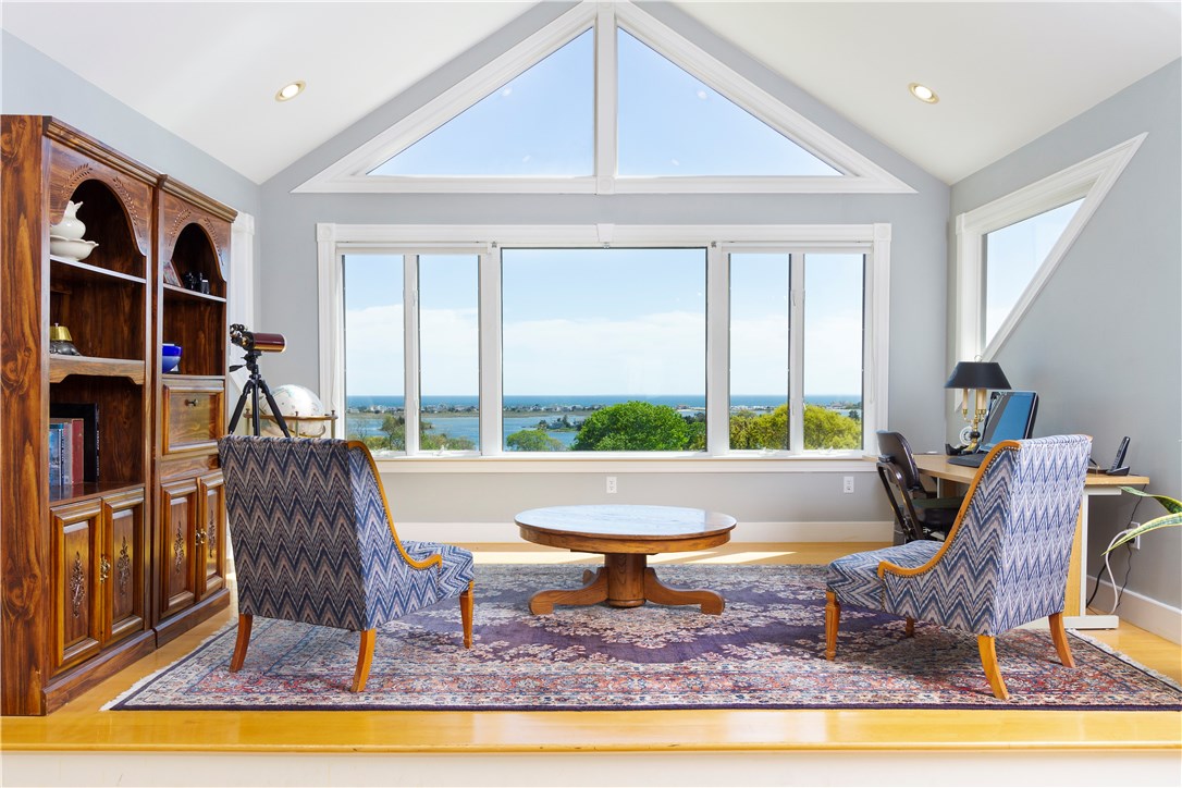 230 Shore Road Westerly, RI 02891 - Photo 10 of 40