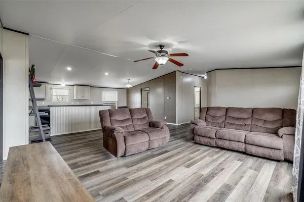 $495,000 | 850 Hcr 3138 Street South, Bynum, TX 76631