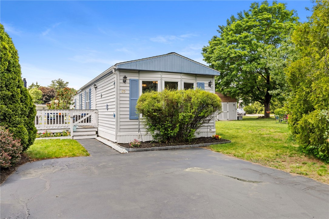 45 Wright Way Coventry, RI 02816 - Photo 2 of 50