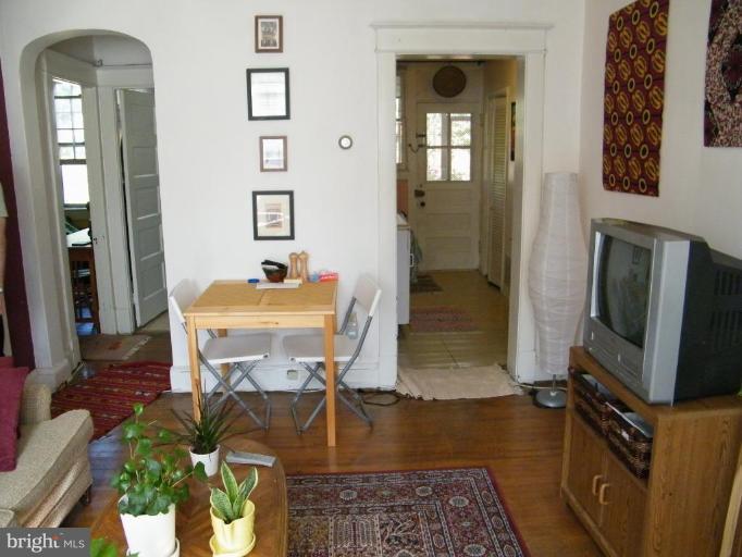 2425 Ontario Road Northwest Washington, DC 20009 - Photo 6 of 6 Apartment Living Room