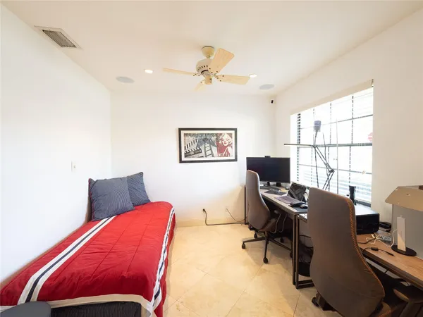 $9,000 | 2899 Northwest 26th Avenue, Boca Raton, FL 33434