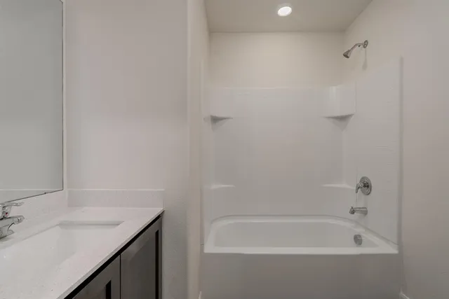 $1,750 | 232 Micah Lane, Ferris, TX 75125