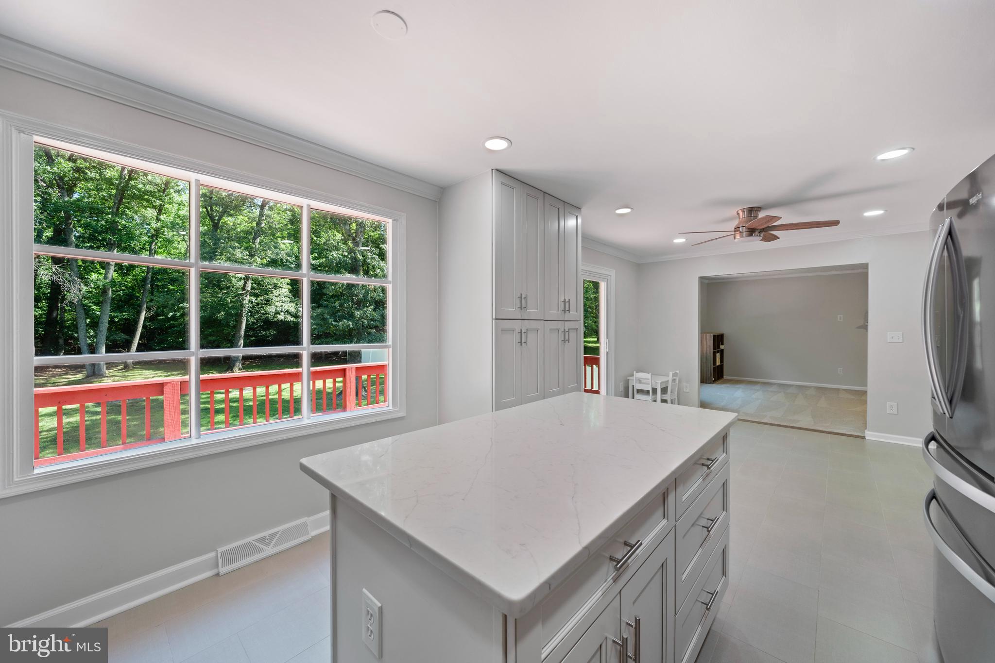 2816 Ridge Road Waldorf, MD 20603 - Photo 9 of 43 Kitchen island