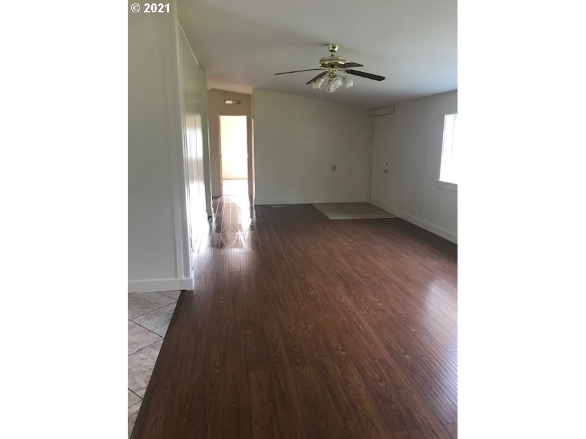 26338 Cory Road Junction City, OR 97448 - Photo 9 of 23 Gallery Image 9