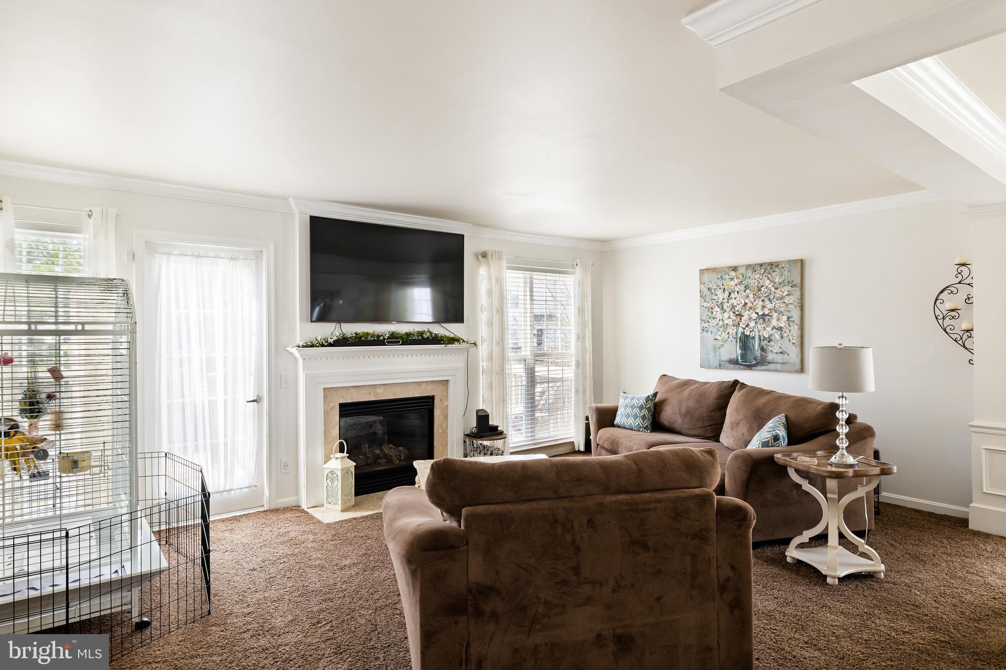26 Weatherly Road Delran, NJ 08075 - Photo 8 of 40 Living Room