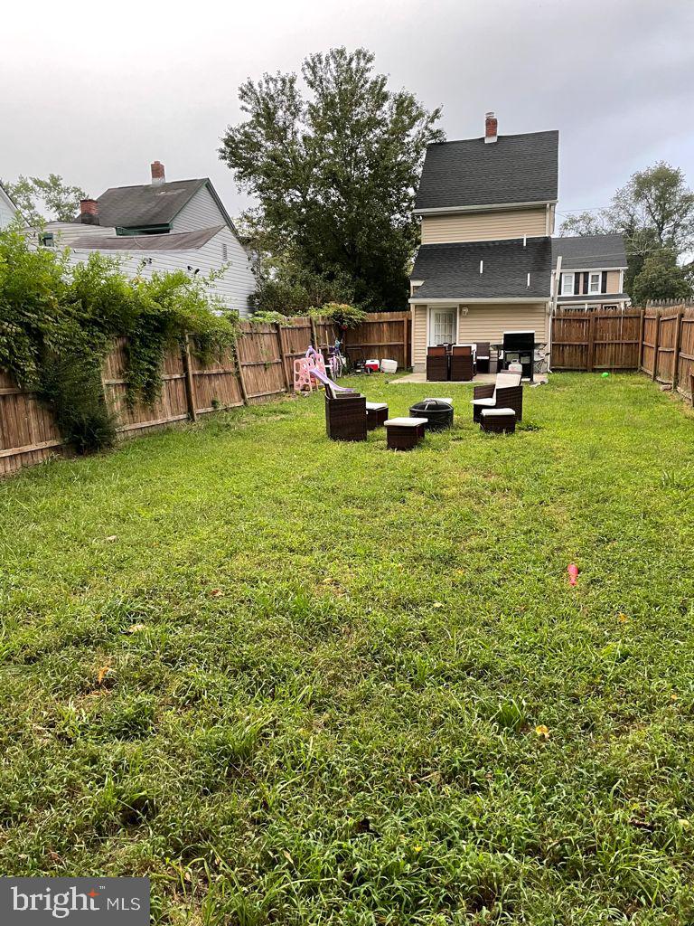 235 Chestnut Street Mount Holly, NJ 08060 - Photo 2 of 8