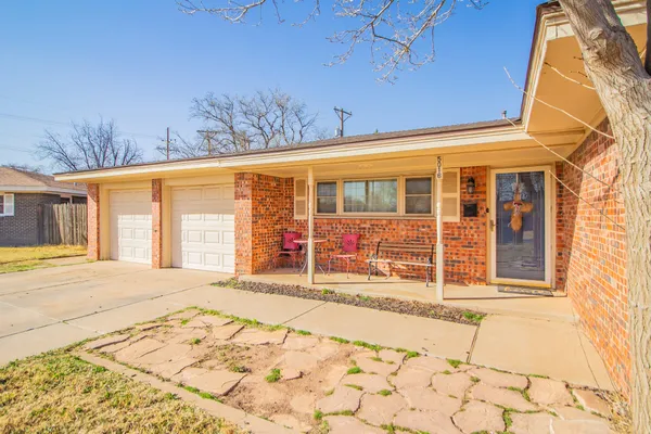 $229,500 | 5016 15th Street, Lubbock, TX 79416