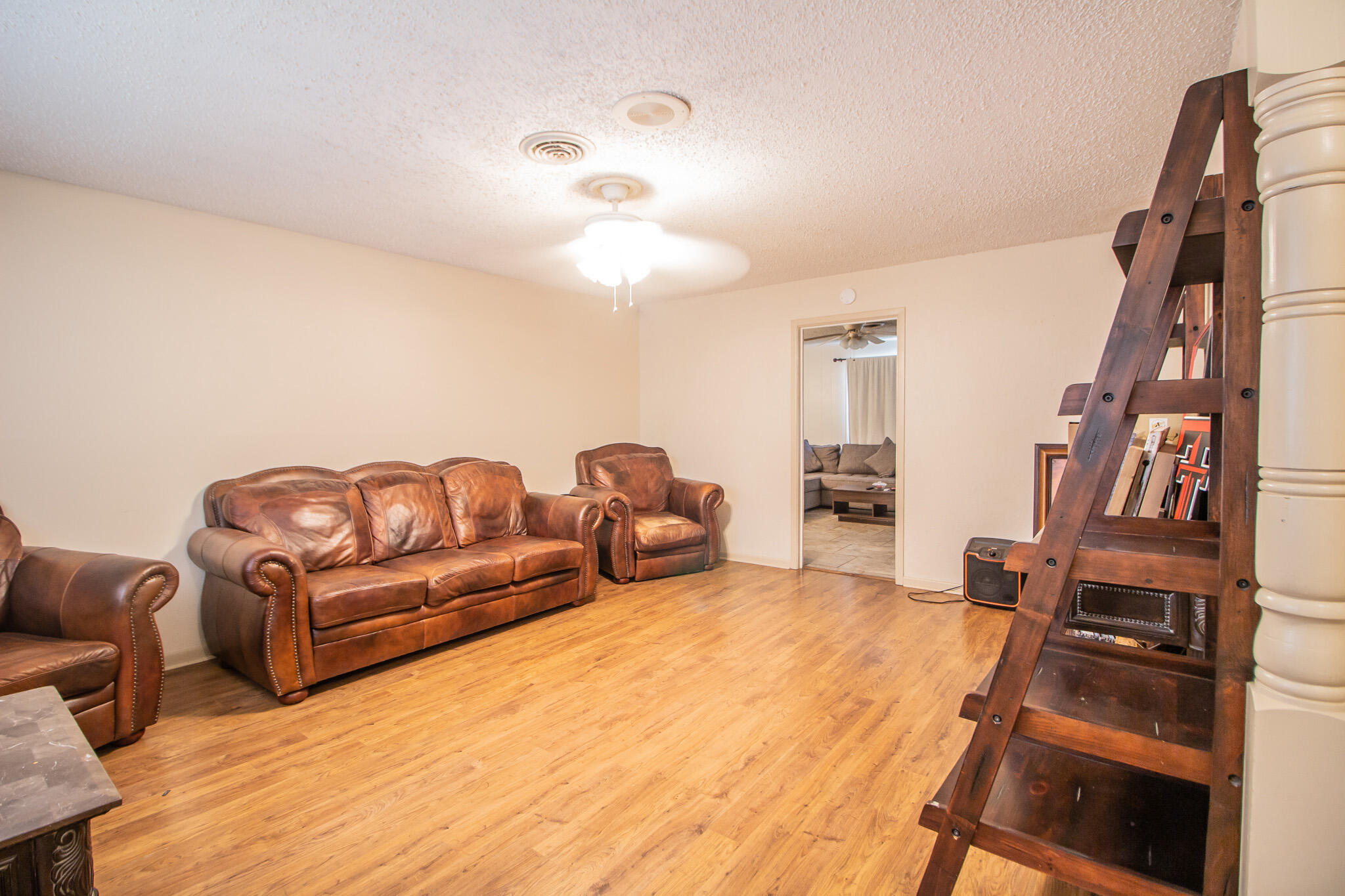 5016 15th Street Lubbock, TX 79416 - Photo 5 of 25 IMG_6866