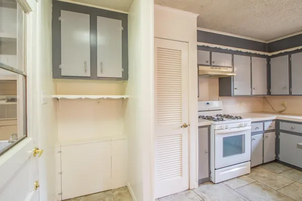 $229,500 | 5016 15th Street, Lubbock, TX 79416