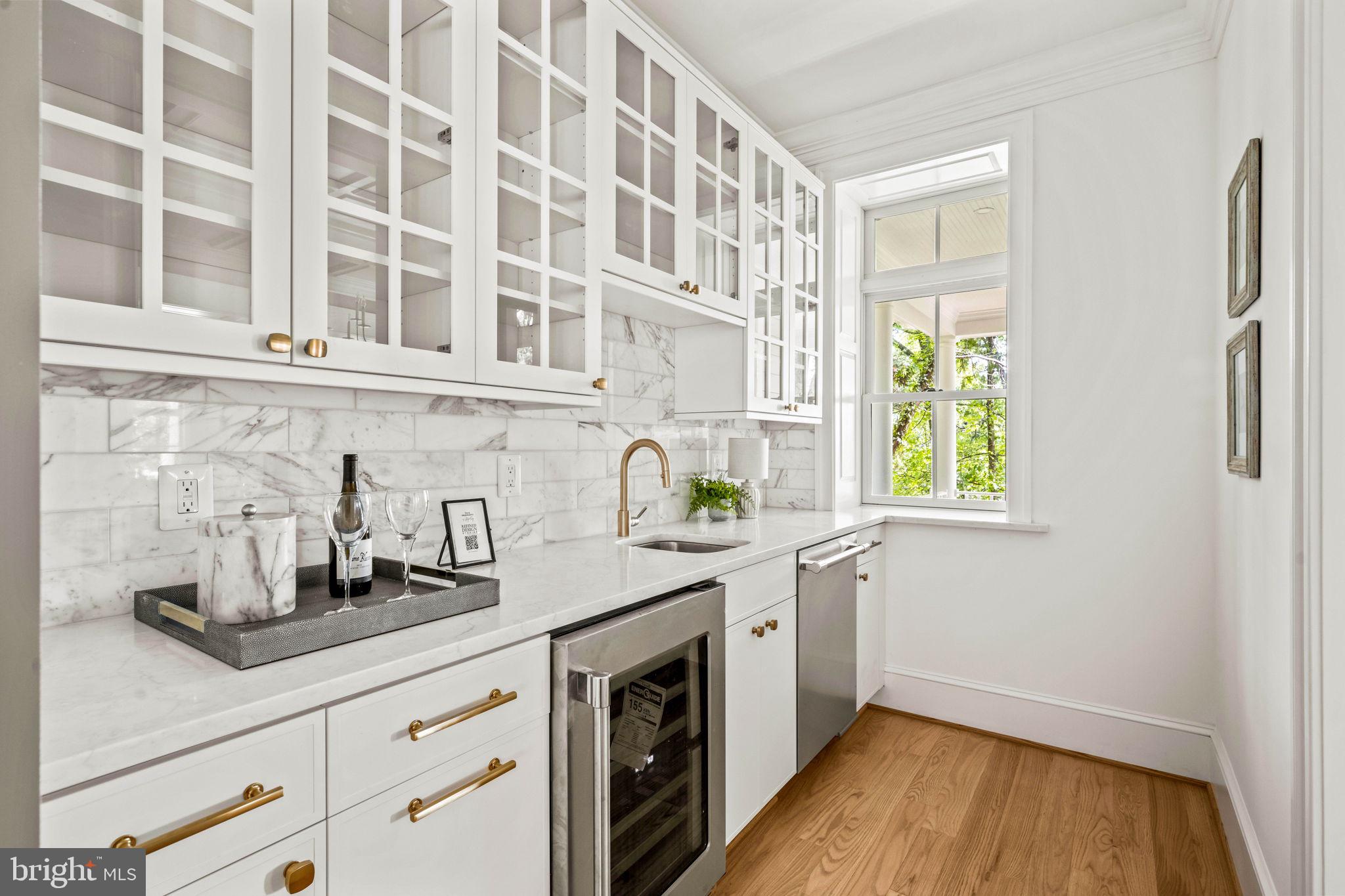 414 Rucker Place Alexandria, VA 22301 - Photo 48 of 135 Butlers's pantry w/ 2nd DW, Wine Fridge