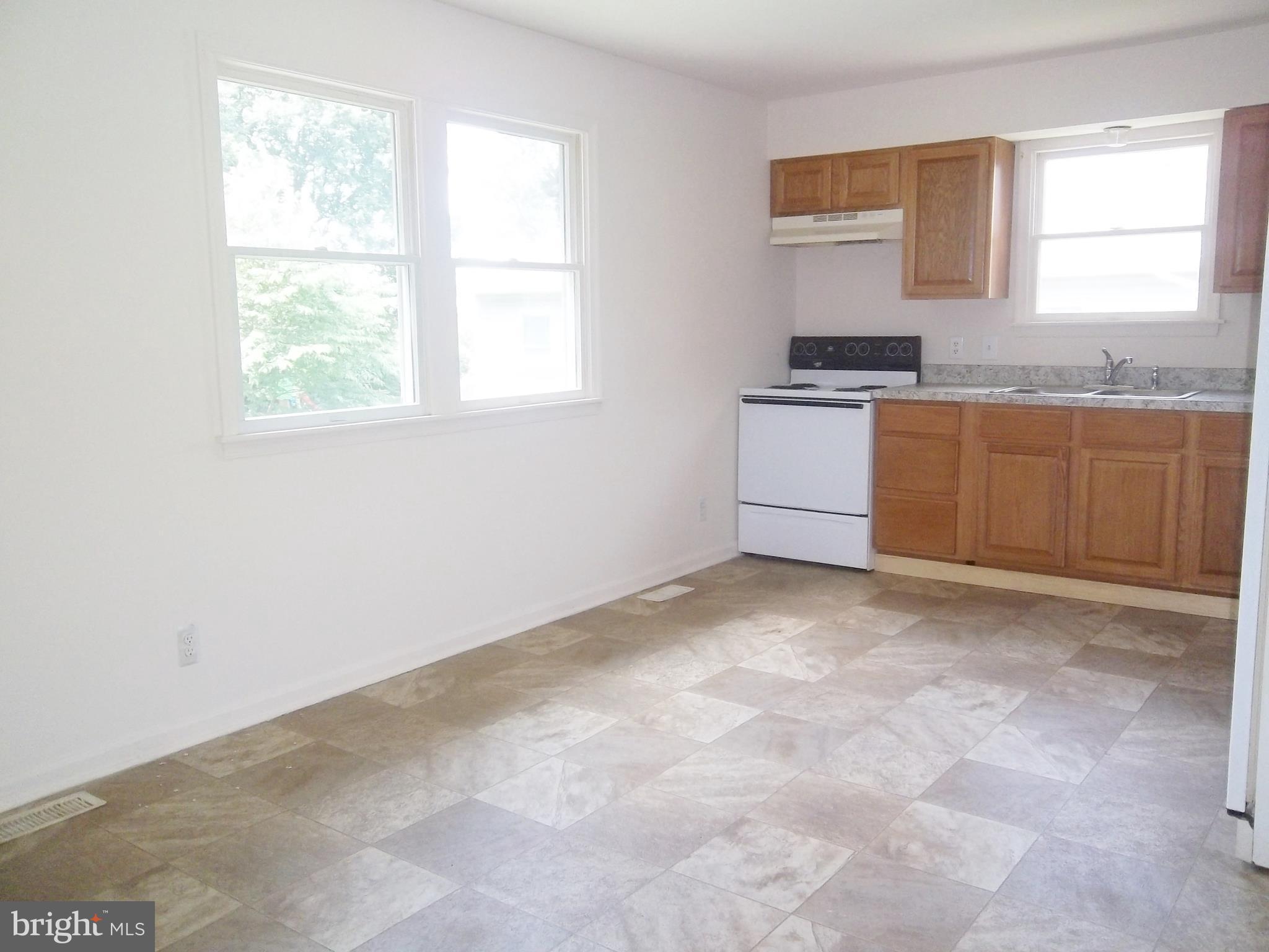 267 Sycamore Road Elkton, MD 21921 - Photo 5 of 11 Kitchen