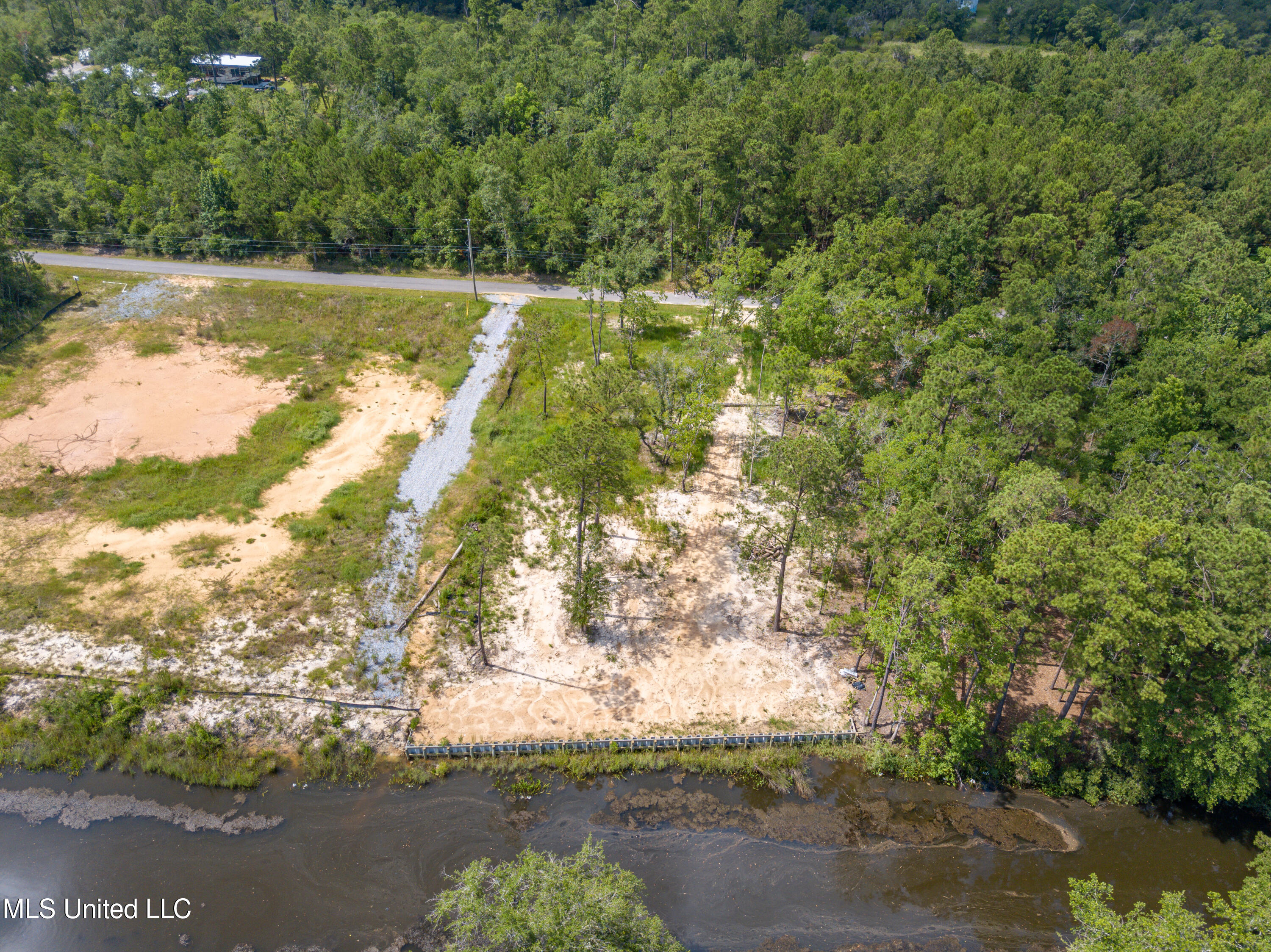 10083 Cain Road Bay St. Louis, MS 39520 - Photo 9 of 17 Cain Rd-9