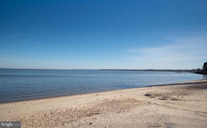 69 Pinewood Lane, Unit L18 Colonial Beach, VA 22443 - Photo 19 of 28 a view of beach and ocean
