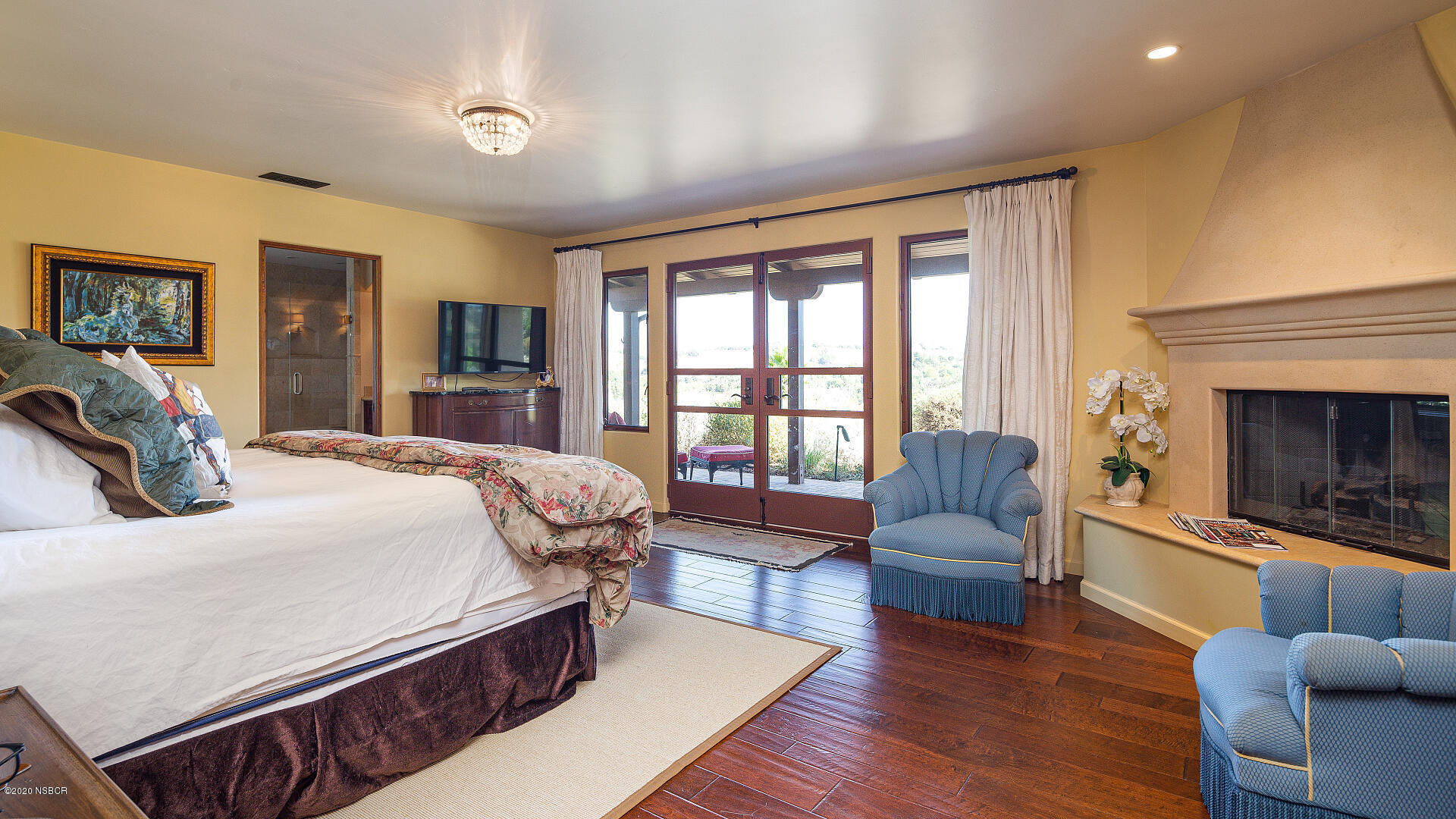 855 Adobe Creek Road Solvang, CA 93463 - Photo 10 of 30 Main bedroom