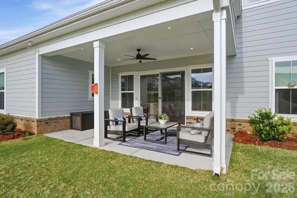 $975,000 | 805 Lakeforest Drive, Belmont, NC 28012