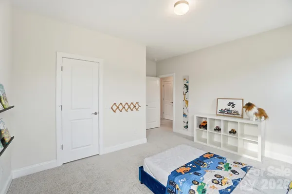 $975,000 | 805 Lakeforest Drive, Belmont, NC 28012