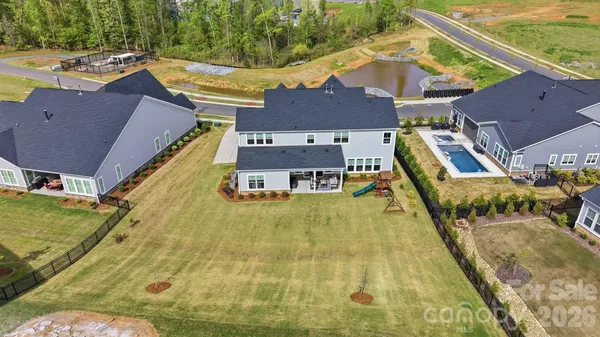 $975,000 | 805 Lakeforest Drive, Belmont, NC 28012