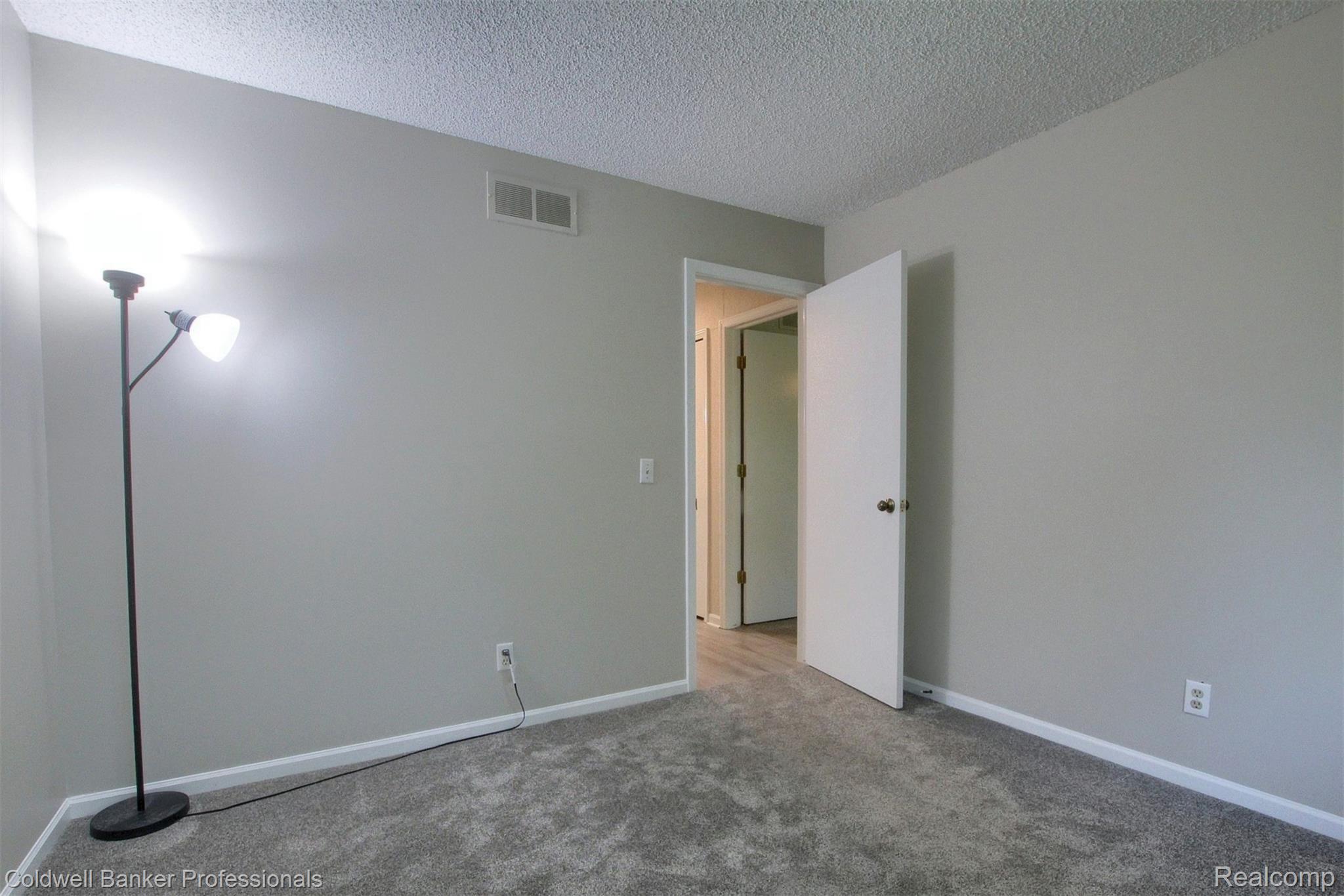 11765 Sycamore Road Plymouth, MI 48170 - Photo 22 of 25 22-3rd-Bedroom-2nd-View.jpg