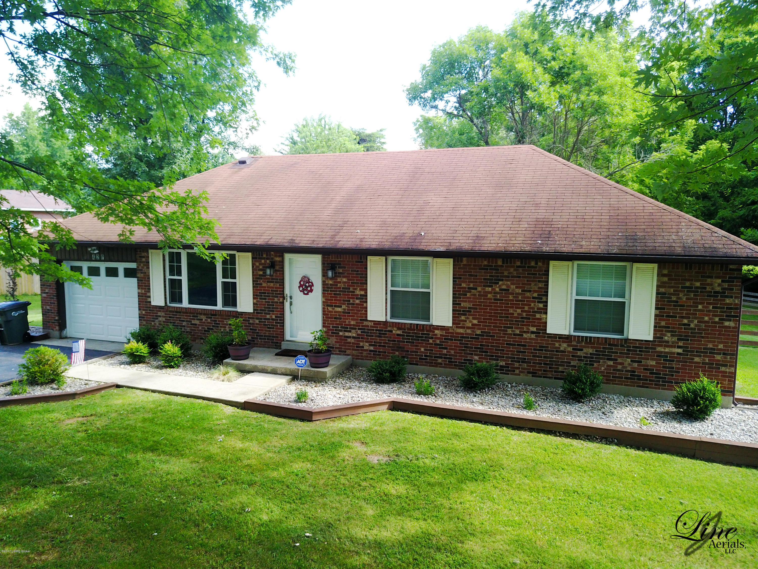 420 Bluegrass Road Elizabethtown, KY 42701 - Photo 1 of 37 Front of Home