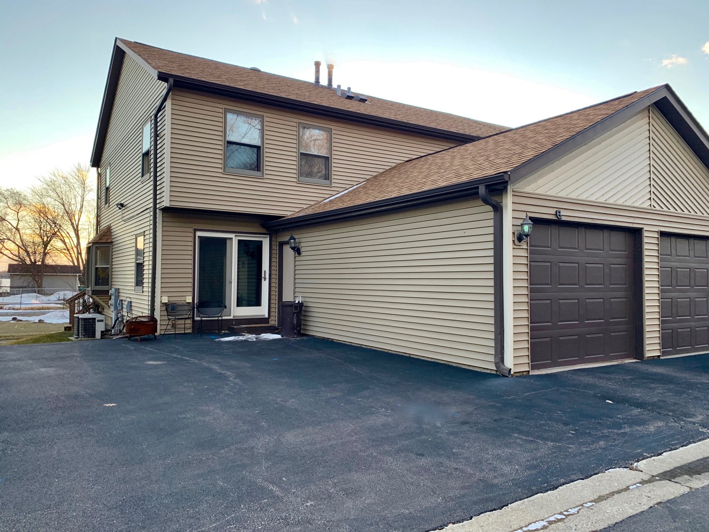 150 Eagle Point Road, Unit G Fox Lake, IL 60020 - Photo 1 of 20