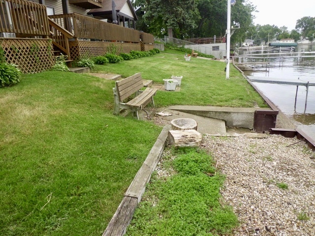 150 Eagle Point Road, Unit G Fox Lake, IL 60020 - Photo 17 of 20