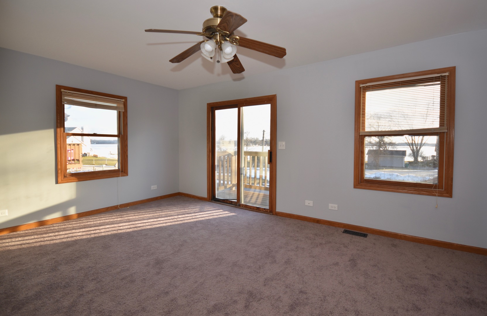 150 Eagle Point Road, Unit G Fox Lake, IL 60020 - Photo 8 of 20