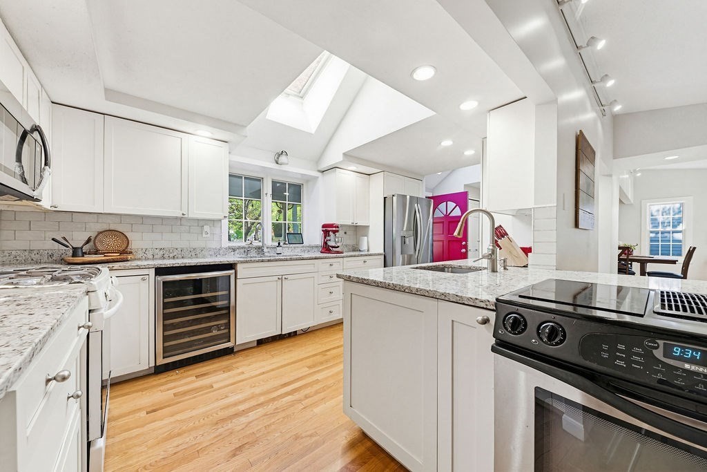 49 Ashcroft Road Sharon, MA 02067 - Photo 2 of 42 Gallery Image 2