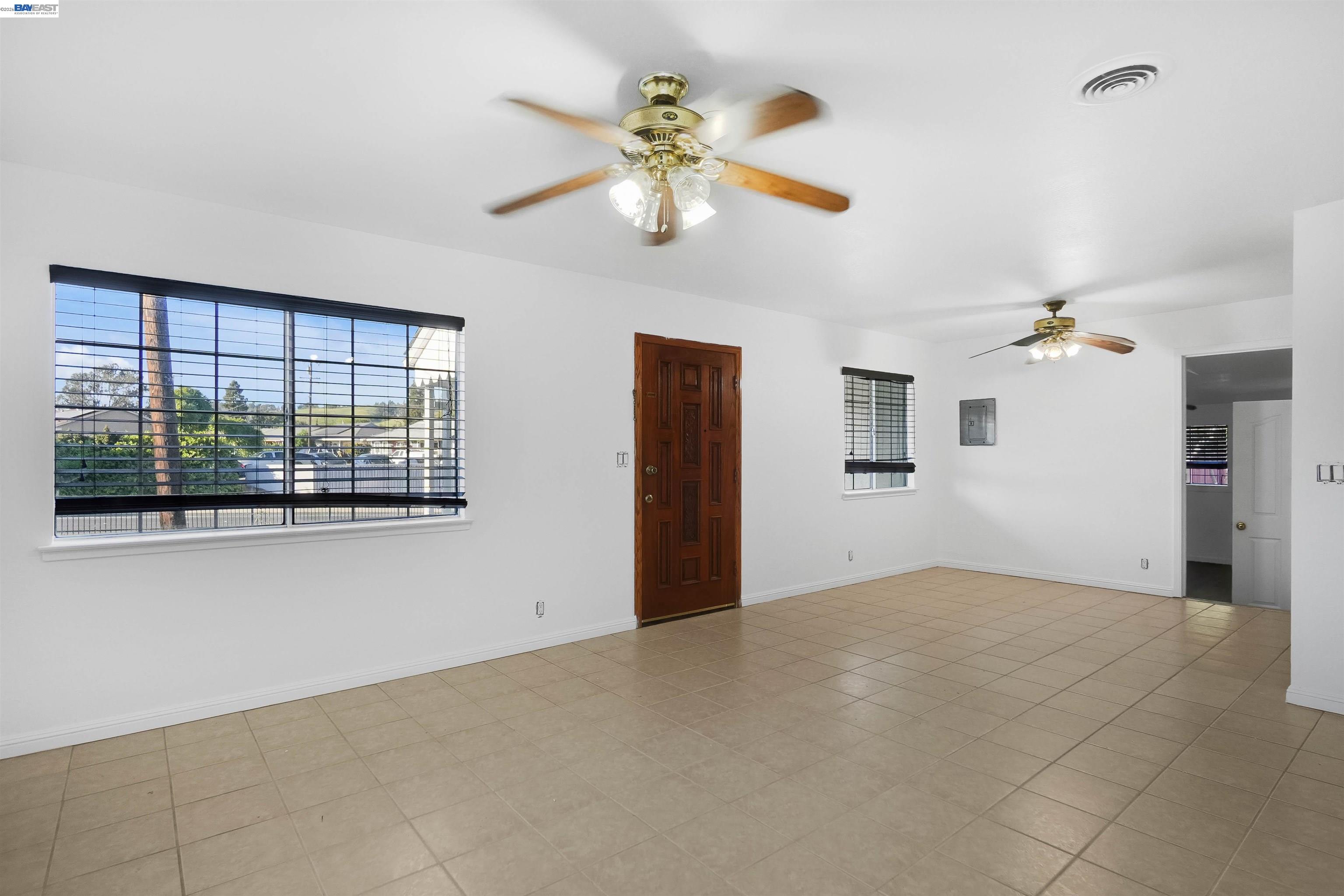 387 Tennyson Road Hayward, CA 94544 - Photo 14 of 48