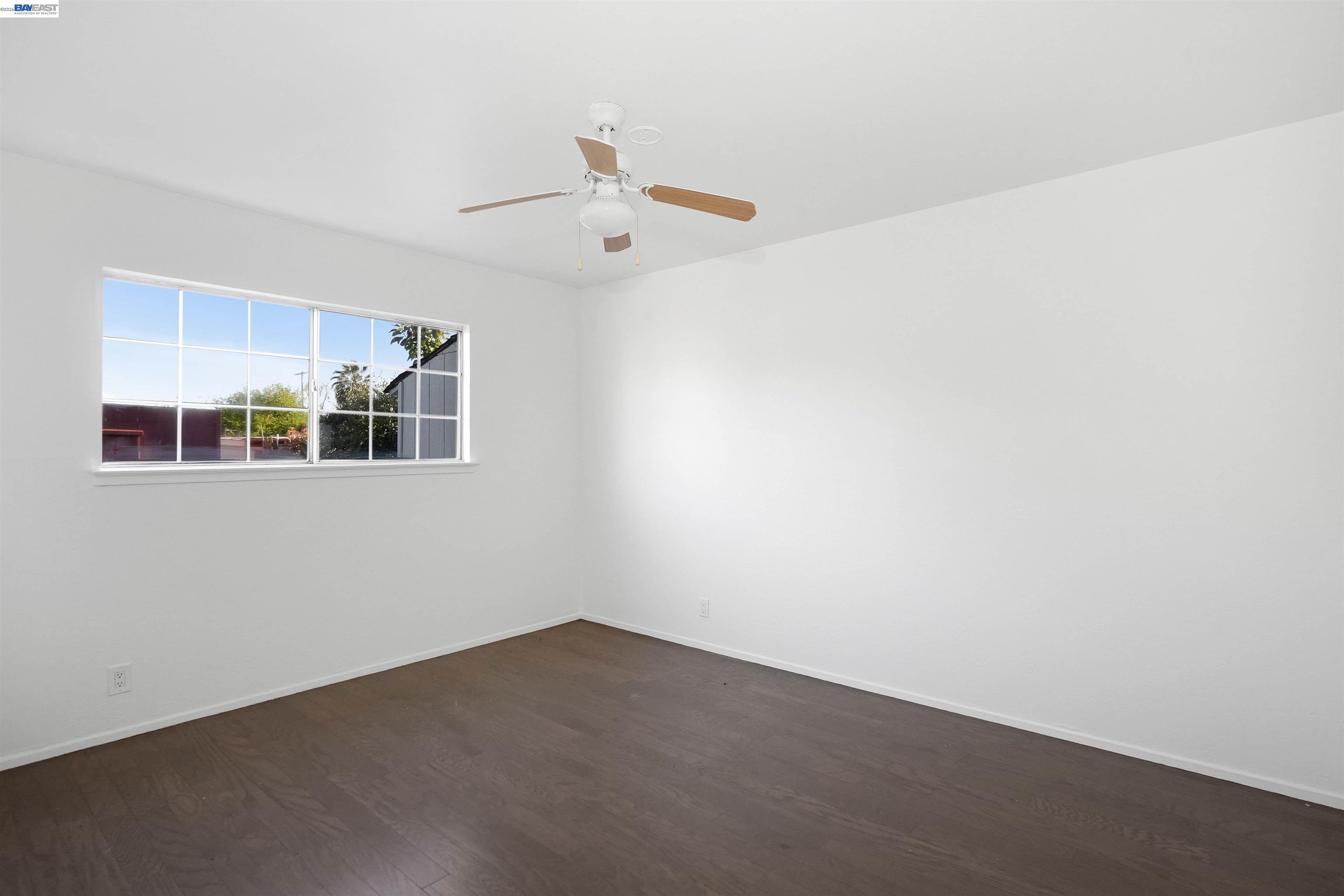 387 Tennyson Road Hayward, CA 94544 - Photo 25 of 48 an empty room with a empty space and windows