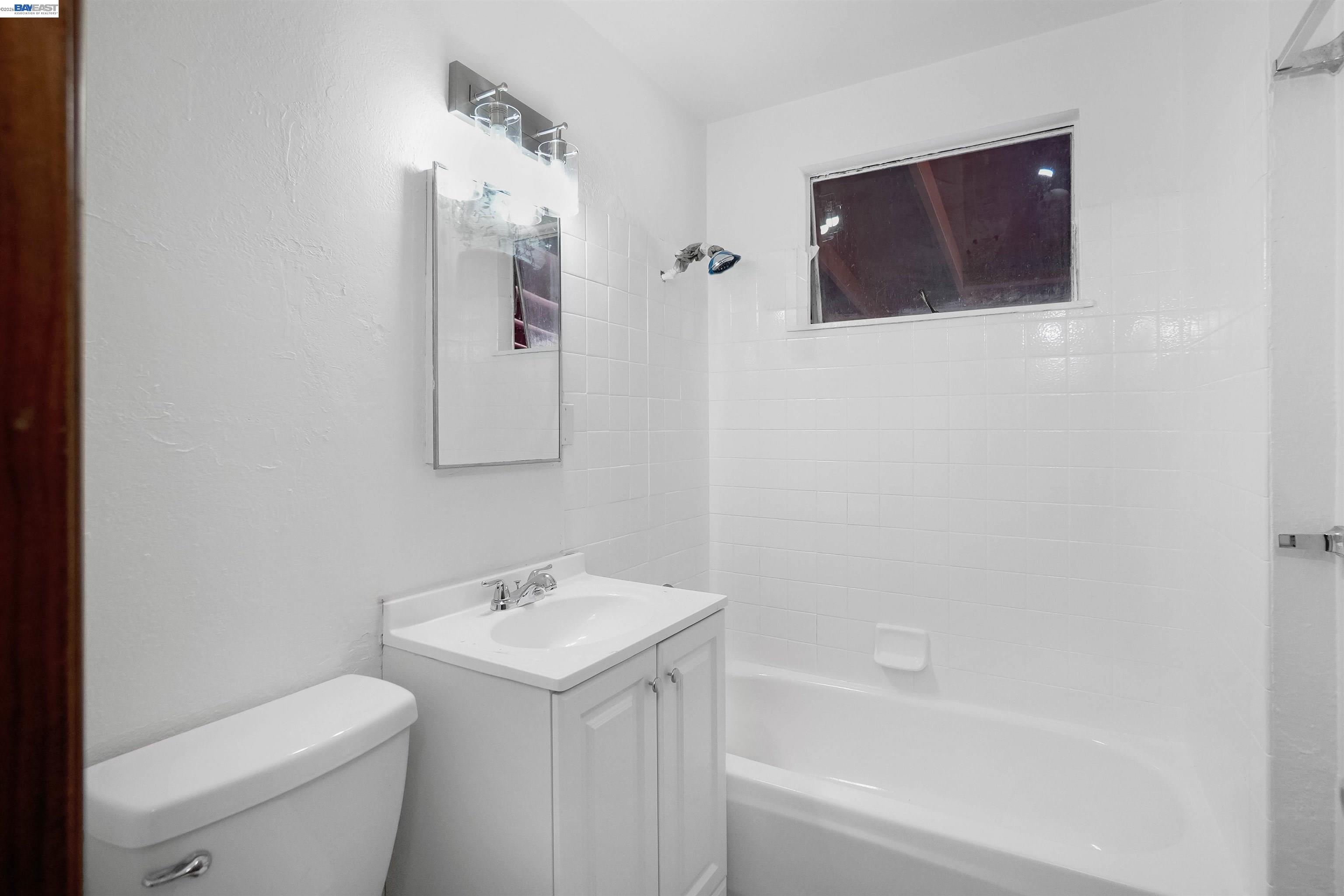 387 Tennyson Road Hayward, CA 94544 - Photo 26 of 56