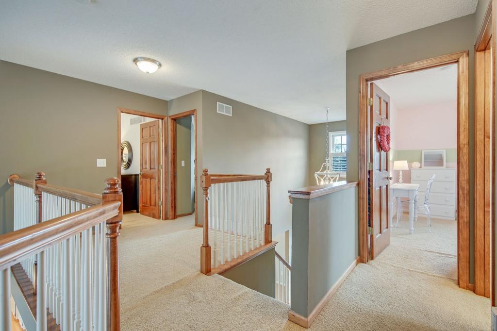 18964 Wynnfield Road Eden Prairie, MN 55347 - Photo 18 of 51 Gallery Image 18