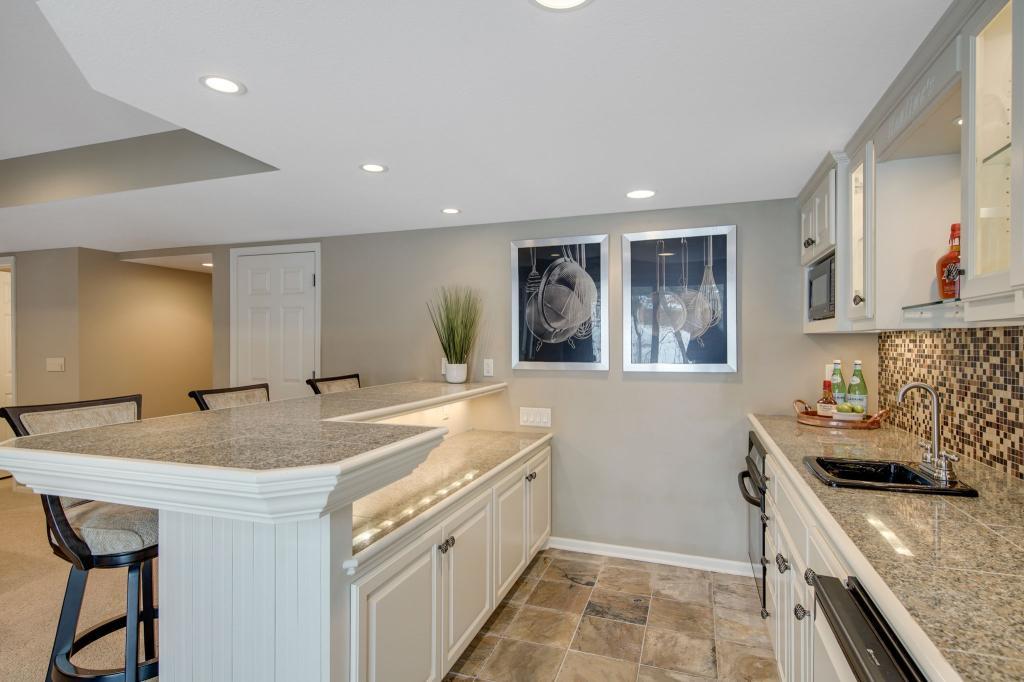 18964 Wynnfield Road Eden Prairie, MN 55347 - Photo 35 of 51 Gallery Image 35