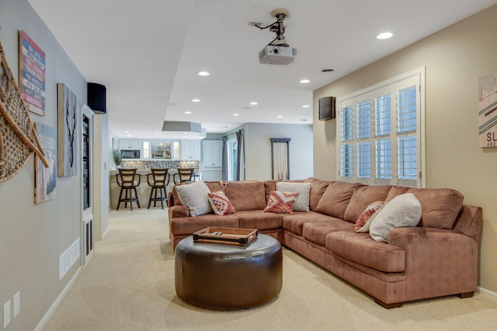 18964 Wynnfield Road Eden Prairie, MN 55347 - Photo 37 of 51 Gallery Image 37