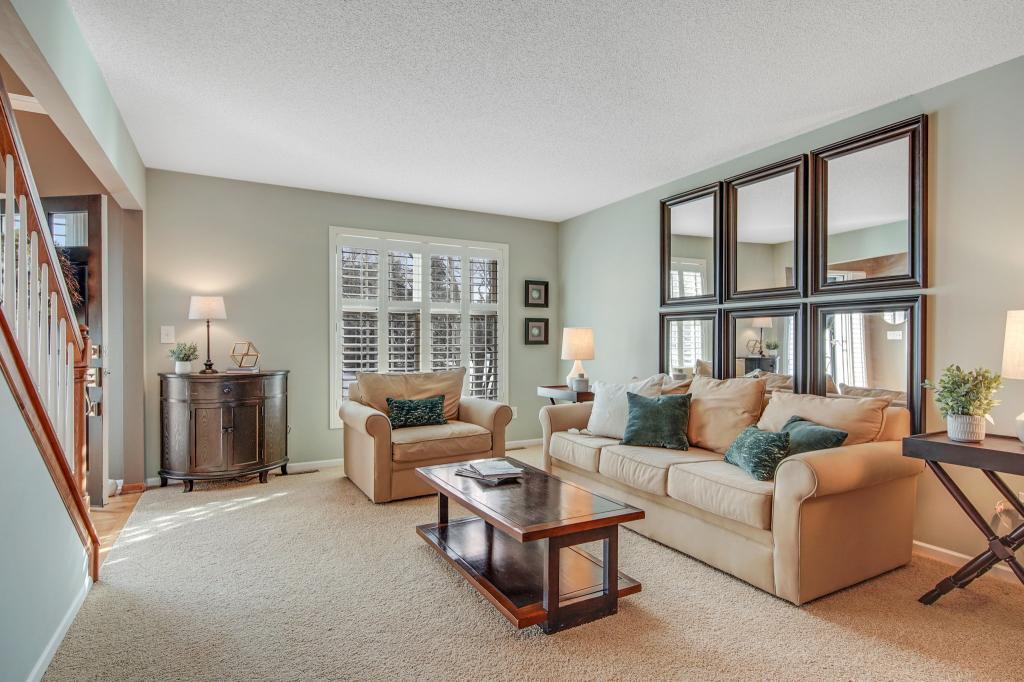 18964 Wynnfield Road Eden Prairie, MN 55347 - Photo 6 of 51 Gallery Image 6