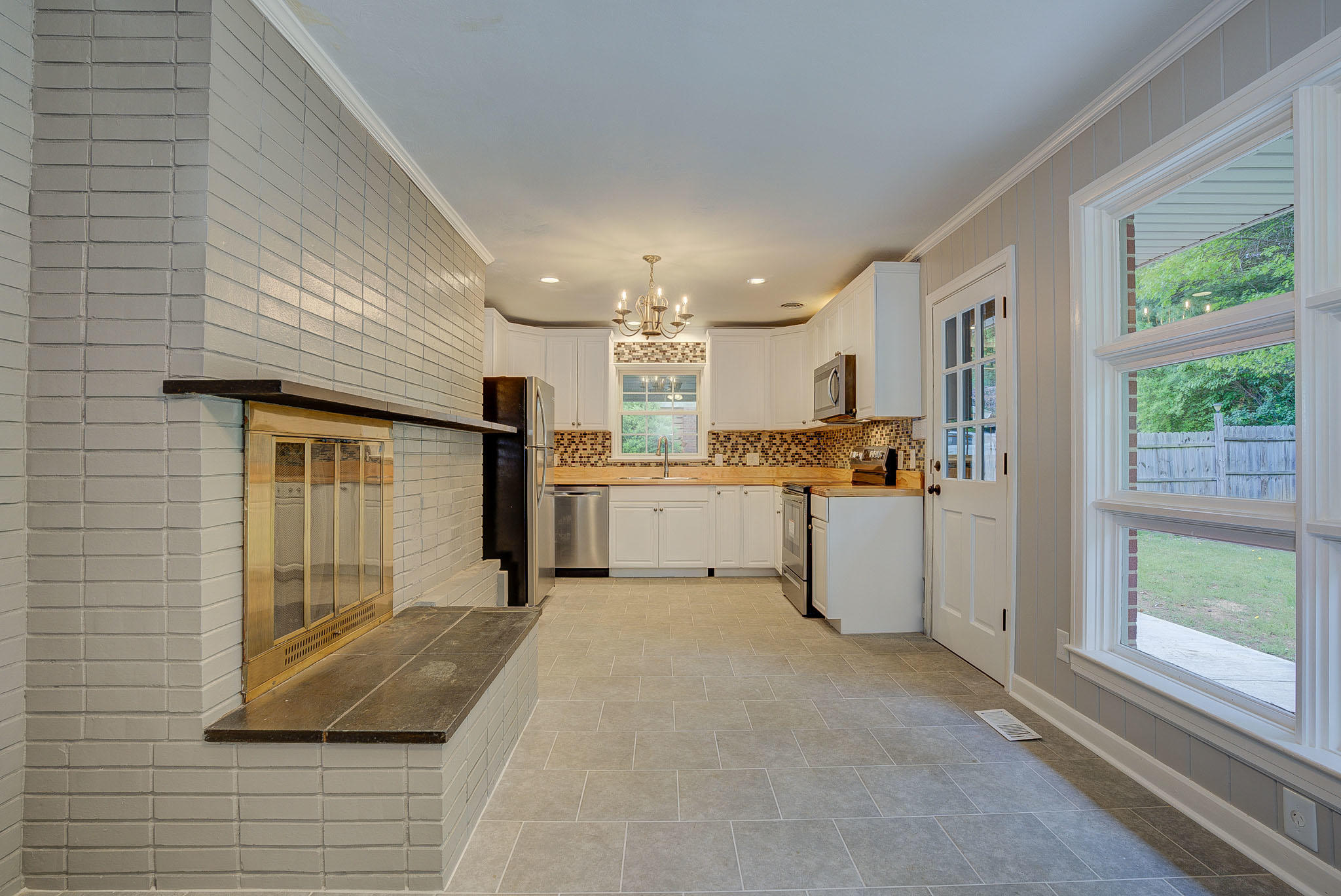3514 Robyn Road Southwest Roanoke, VA 24015 - Photo 12 of 29 Kitchen