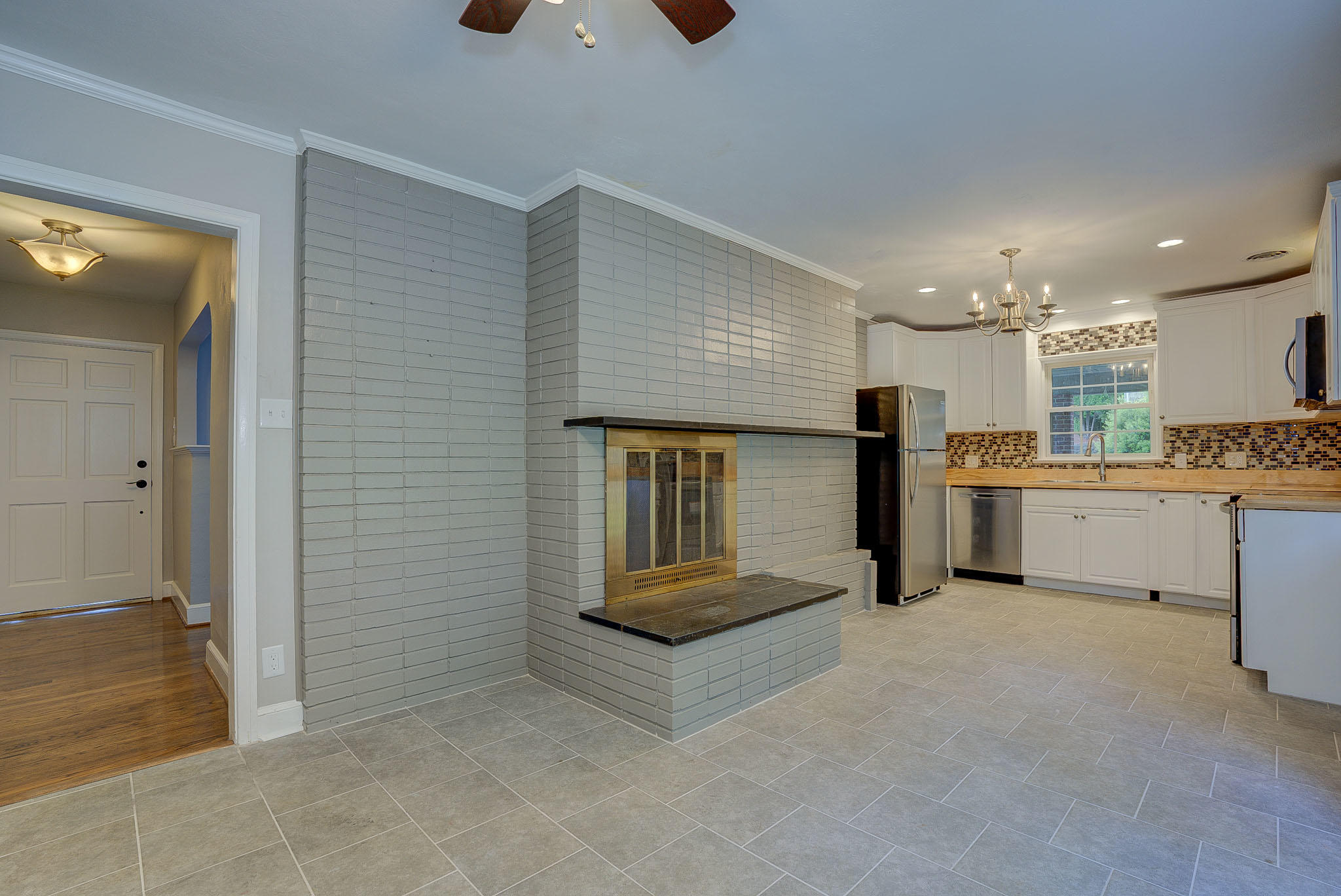 3514 Robyn Road Southwest Roanoke, VA 24015 - Photo 10 of 29 Fireplace
