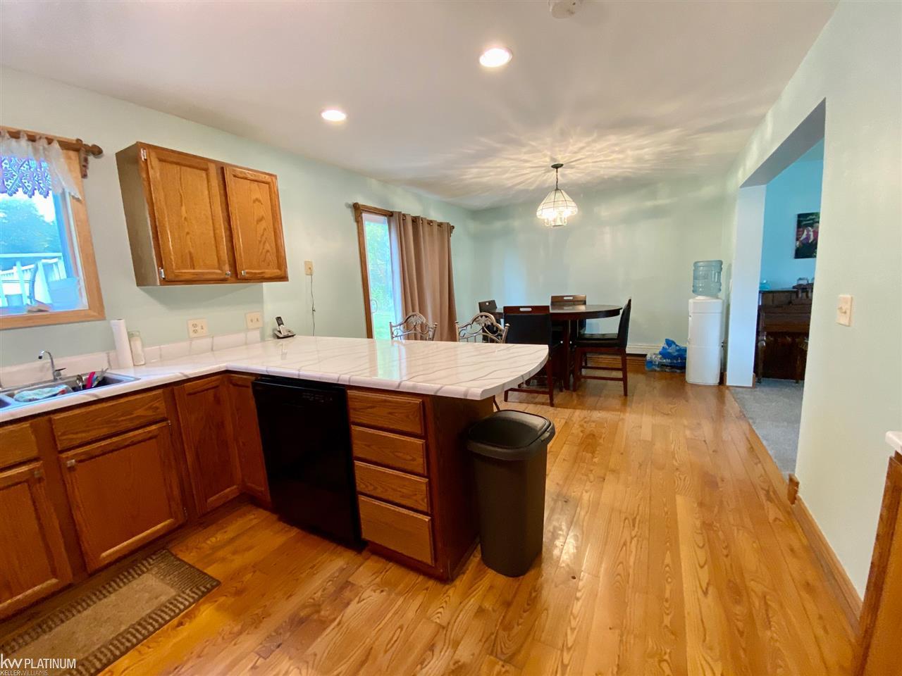 1422 Stein Road St. Clair, MI 48079 - Photo 13 of 33 50025045-12.JPG