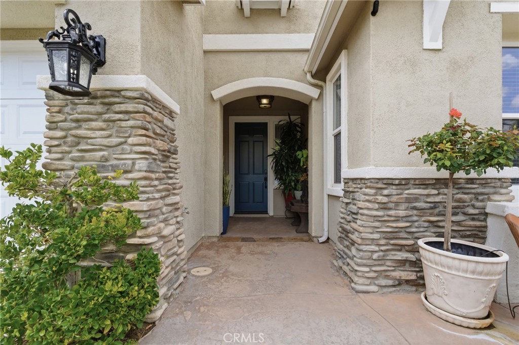 17765 Cape Jasmine Road Canyon Country, CA 91387 - Photo 15 of 57