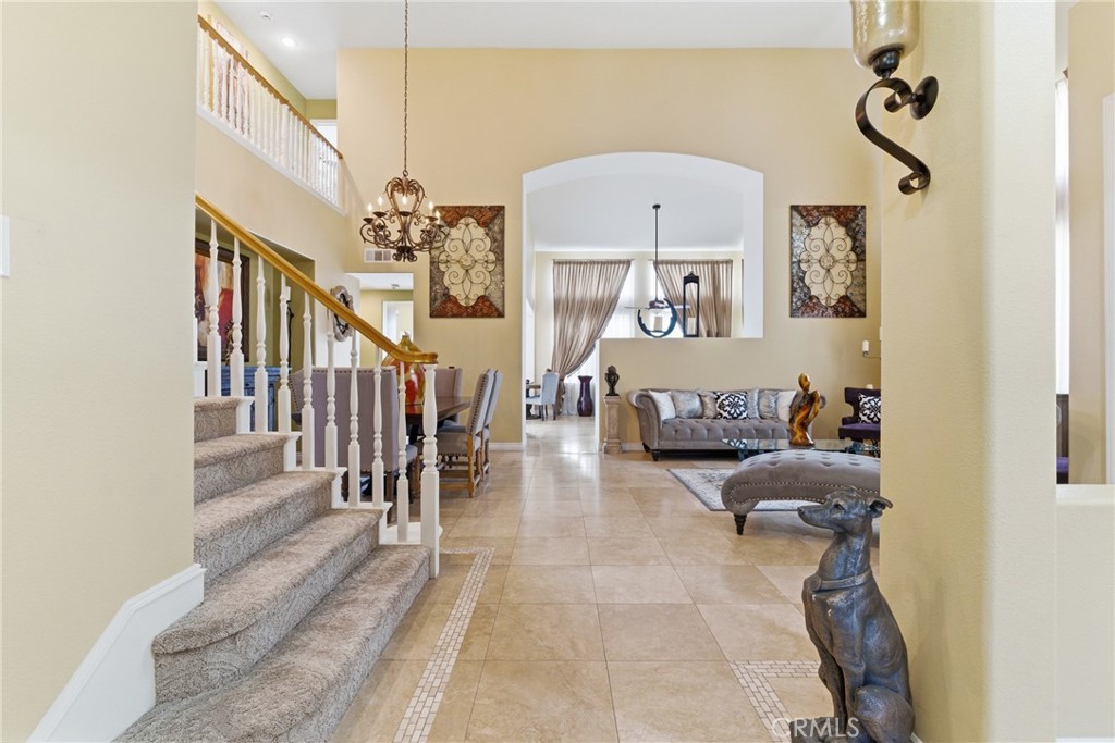 17765 Cape Jasmine Road Canyon Country, CA 91387 - Photo 16 of 57 Entry